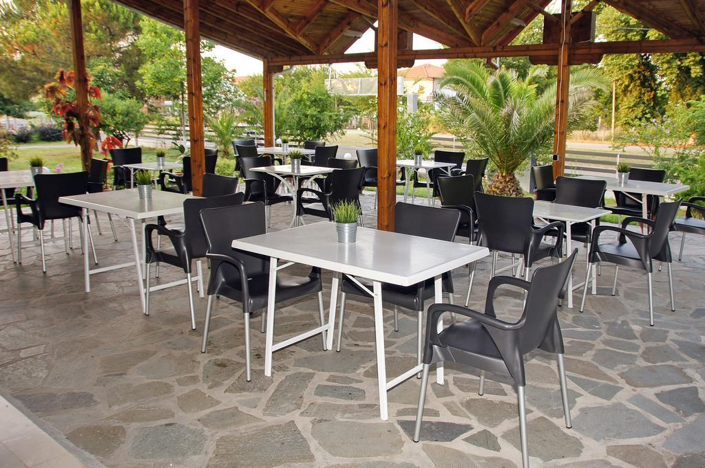 Hotel Geromichalos Paralia Skotinas Exterior foto