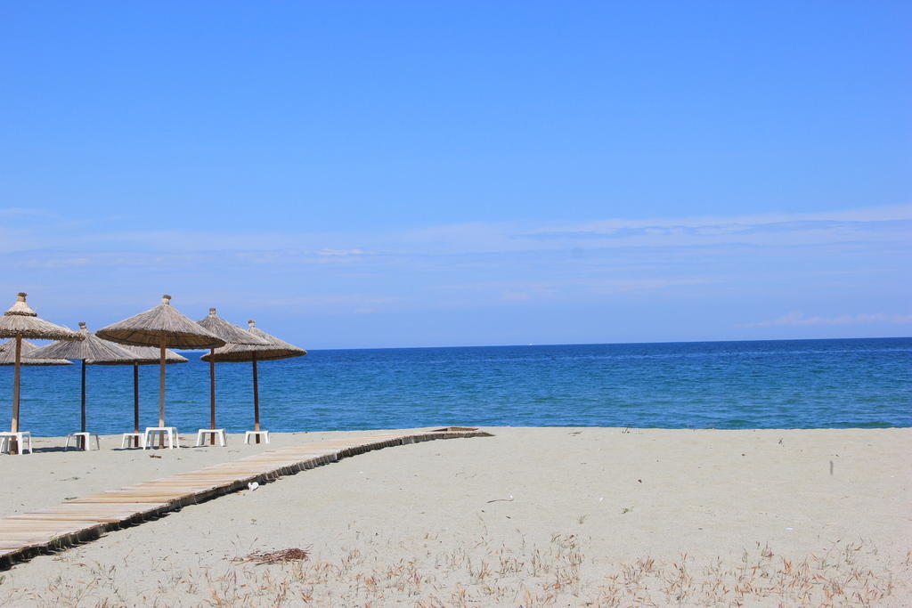 Hotel Geromichalos Paralia Skotinas Exterior foto